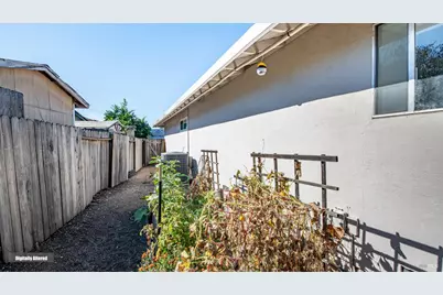 1605 Kelly Street, Santa Rosa, CA 95401 - Photo 36