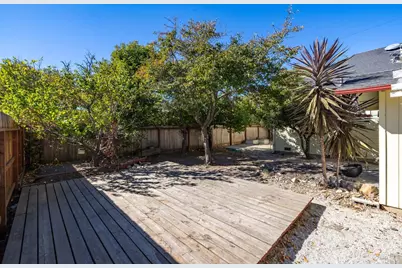 105 Garden Street, Santa Rosa, CA 95401 - Photo 20