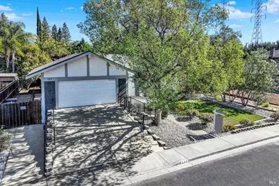137 Seneca Way, Vacaville, CA 95688 - Photo 4