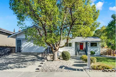 137 Seneca Way, Vacaville, CA 95688 - Photo 2