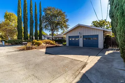 1546 Denkinger Court, Concord, CA 94521 - Photo 2