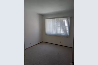 225 Woodhaven Drive, Vacaville, CA 95687 - Photo 12