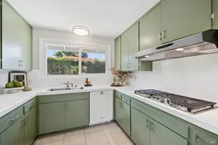 893 Tiburon Blvd, Tiburon, CA 94920 - Photo 20