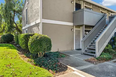 900 Southampton Road #89, Benicia, CA 94510 - Photo 1