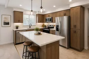 1325 Holmes Ct, Fairfield, CA 94533 - Photo 6