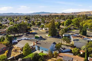 1325 Holmes Ct, Fairfield, CA 94533 - Photo 54