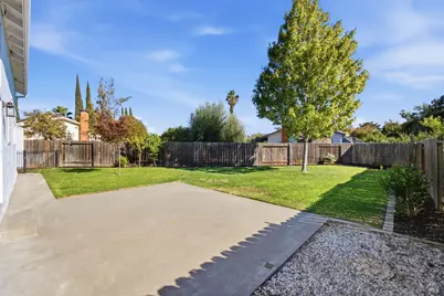 1325 Holmes Court, Fairfield, CA 94533 - Photo 24