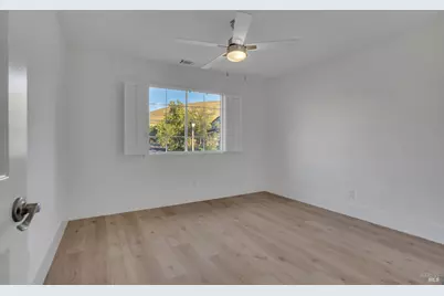 2901 Saint Andrews Road, Fairfield, CA 94534 - Photo 28