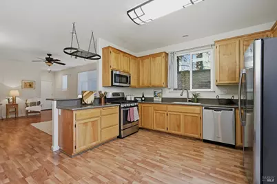 5245 Poe Court, Santa Rosa, CA 95403 - Photo 4