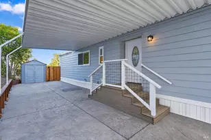 111 Sunrise Ln, Novato, CA 94949 - Photo 4