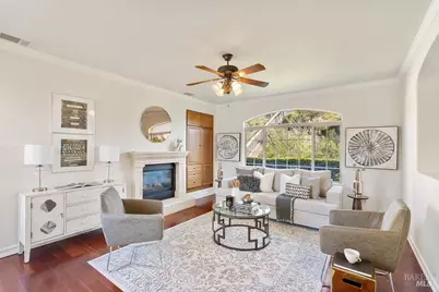 6012 Claret Court, Vallejo, CA 94591 - Photo 4