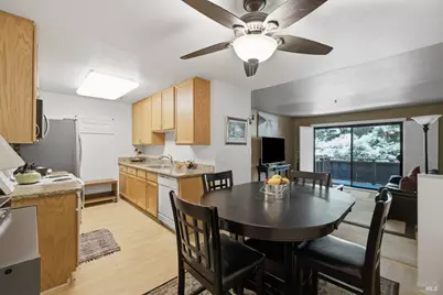 686 Arcadia Drive, Vacaville, CA 95687 - Photo 16