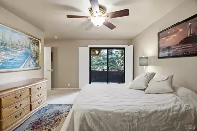 686 Arcadia Drive, Vacaville, CA 95687 - Photo 40