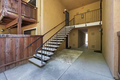 686 Arcadia Drive, Vacaville, CA 95687 - Photo 2