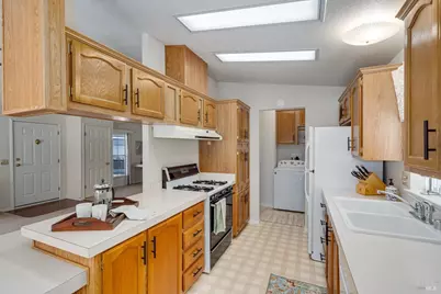 213 Daisy Drive, Napa, CA 94558 - Photo 18