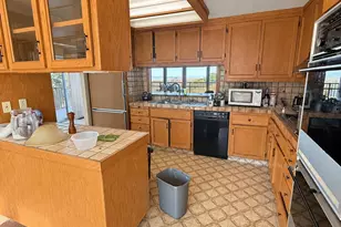 1 Green Point Ln, Novato, CA 94945 - Photo 12