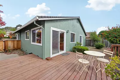 100 Phoenix Circle, Vallejo, CA 94589 - Photo 34