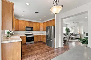 1728 Newark Ln, Suisun City, CA 94585 - Photo 16