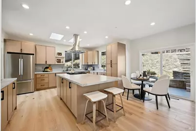 827 N Webster Street, Petaluma, CA 94952 - Photo 26