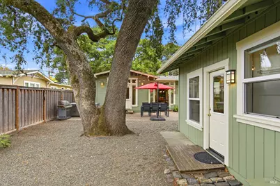 637 Wright Street, Santa Rosa, CA 95404 - Photo 44