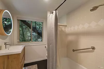 100 Woodward Avenue, Sausalito, CA 94965 - Photo 32
