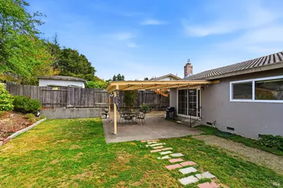 8252 Valley View Drive, Sebastopol, CA 95472 - Photo 32