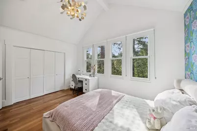 8 Sir Francis Drake Boulevard, Ross, CA 94957 - Photo 32