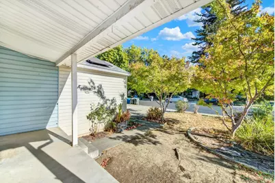 690 Camellia Way, Vacaville, CA 95688 - Photo 14