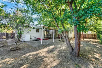 690 Camellia Way, Vacaville, CA 95688 - Photo 58