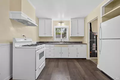 1006 Pressley Street, Santa Rosa, CA 95404 - Photo 8