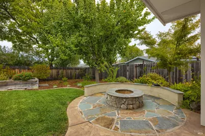 860 Yeoman Court, Vacaville, CA 95687 - Photo 34