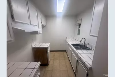 1625 Park Lane #24, Fairfield, CA 94533 - Photo 4