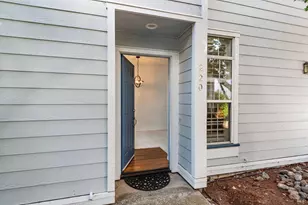 220 Commodore Dr, Richmond, CA 94804 - Photo 8