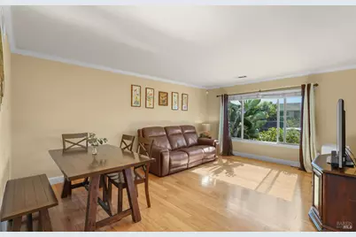 2747 Navajo Street, Santa Rosa, CA 95403 - Photo 12