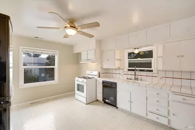 222 W Spain Street, Sonoma, CA 95476 - Photo 22