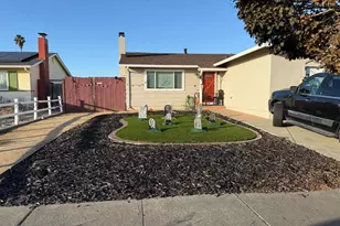625 Capra Dr, American Canyon, CA 94503 - Photo 1
