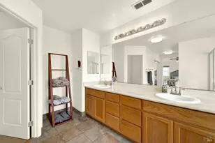 5018 Rowe Dr, Fairfield, CA 94533 - Photo 36