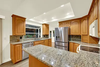 378 Evergreen Drive, Vacaville, CA 95688 - Photo 12