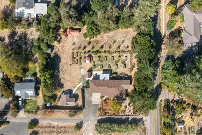 8207 Candy Apple Lane, Sebastopol, CA 95472 - Photo 34