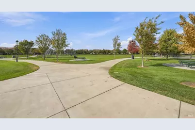 3013 Mansfield Street, Vacaville, CA 95687 - Photo 40