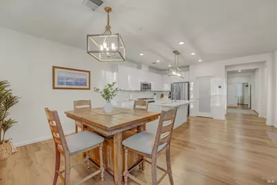 7678 Wildrose Way, Rohnert Park, CA 94928 - Photo 8