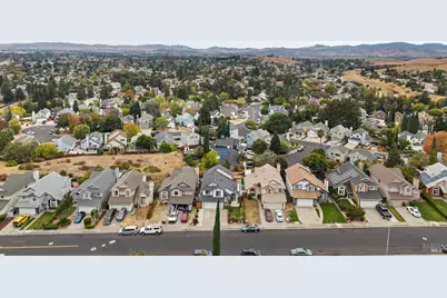 2454 Vista Grande, Fairfield, CA 94534 - Photo 44