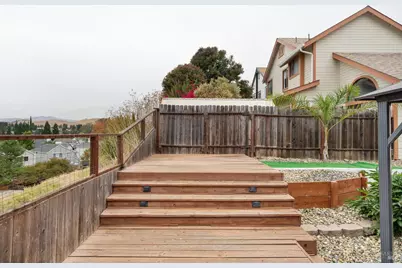 2454 Vista Grande, Fairfield, CA 94534 - Photo 40