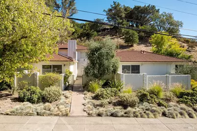 40 Elizabeth Way, San Rafael, CA 94901 - Photo 1