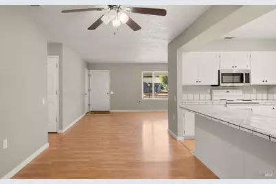 115 McKinley Circle, Vacaville, CA 95687 - Photo 8