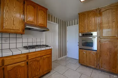 940 W A Street, Dixon, CA 95620 - Photo 14