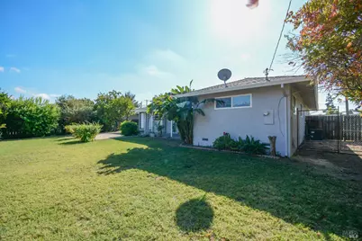 940 W A Street, Dixon, CA 95620 - Photo 32