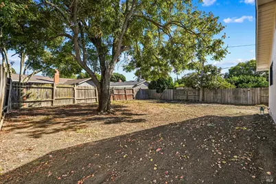 112 Gregory Street, Fairfield, CA 94533 - Photo 30