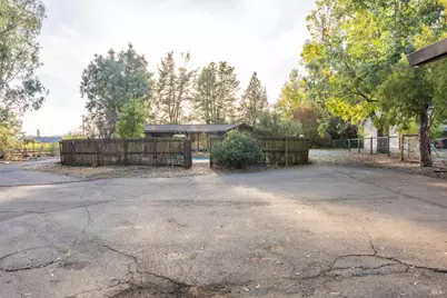 19409 Olive Avenue, El Verano, CA 95476 - Photo 20