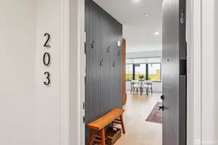 986 S Van Ness Ave, San Francisco, CA 94110 - Photo 2